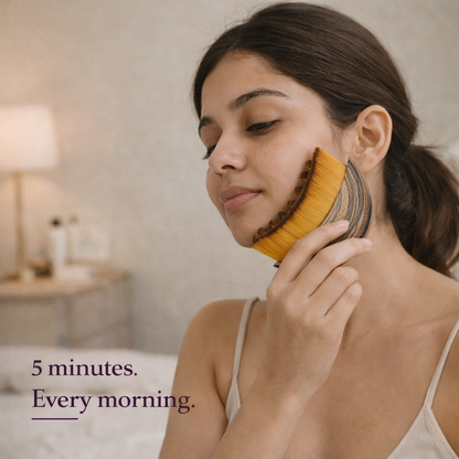 Daily De-Puff Brush by Olyra